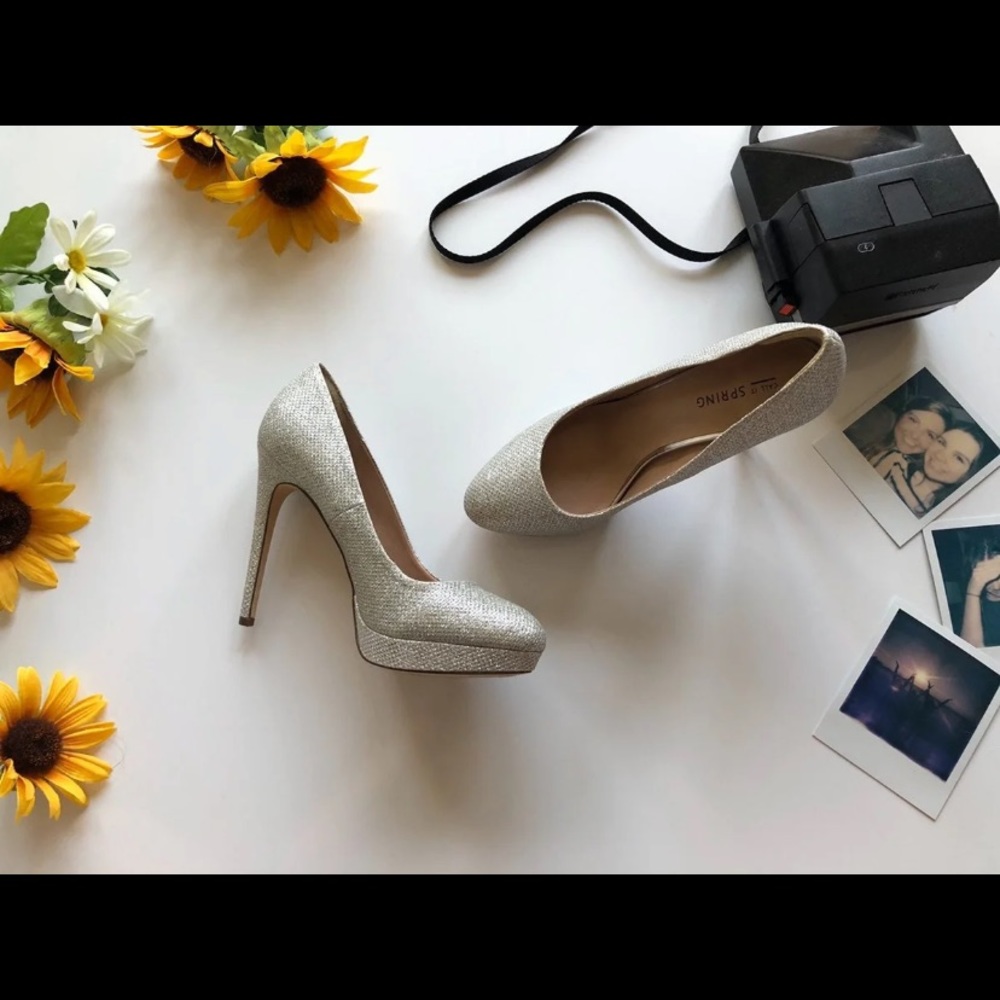 Size 6.5 Sparkly Pumps